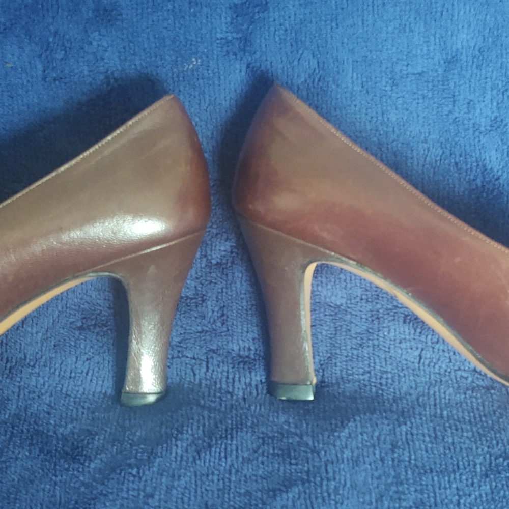 7 1/2 leather brown & copper Shoes - Picture 13 of 14